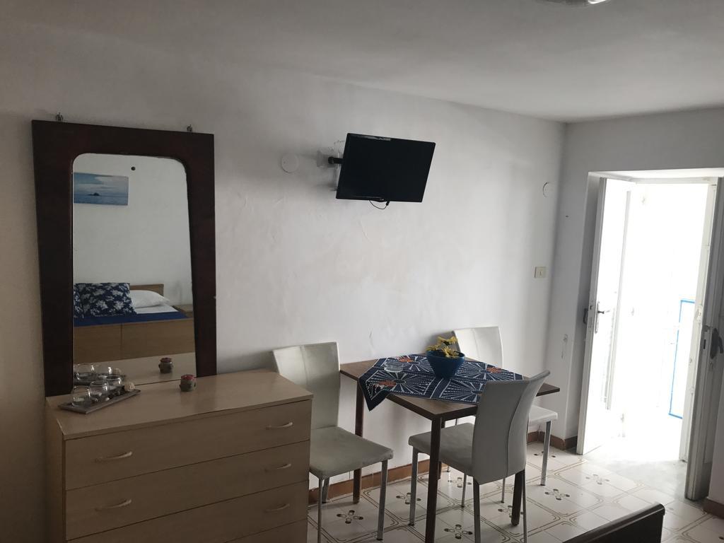 Scala Blu - Immobilevante Ponza Exterior photo